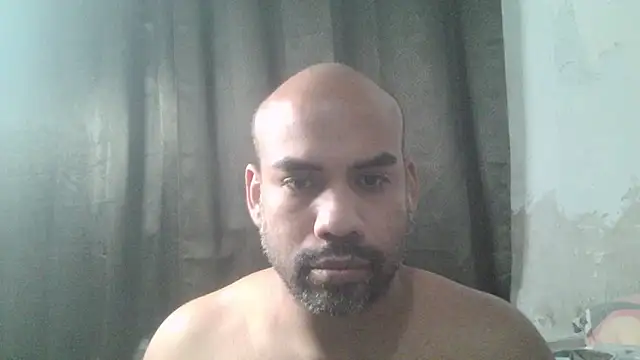 CoupleHotLatinBigAss online show from May 10, 2:13 am