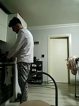 yasinesra757  online show from March 11, 6:48 pm