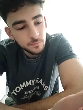 yasinesra757  online show from March 3, 2:46 pm