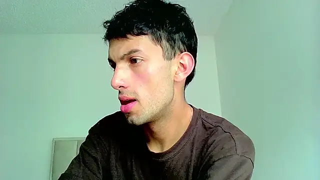 dylan drakee online show from January 11, 4:33 pm