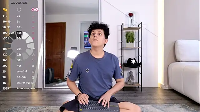 DamianVice online show from November 1, 2:10 pm