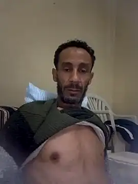 walide100000 online show from March 31, 9:16 pm