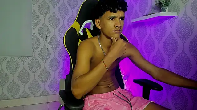 Boy savoy online show from February 20, 7:21 am