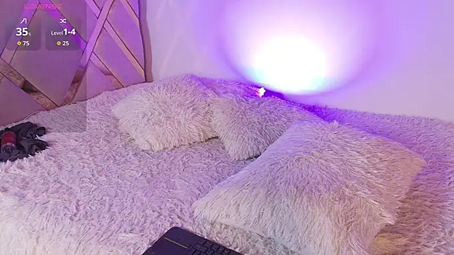 Eiden Blake online show from February 7, 1:13 am