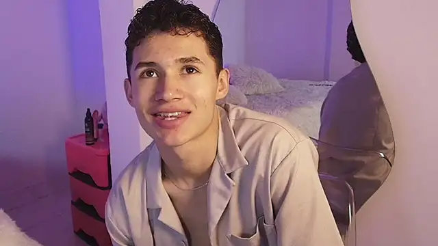 Eiden Blake online show from December 15, 11:46 pm