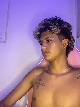 MassimoAlessandro online show from November 6, 1:19 am