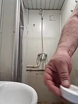 Grase44 online show from April 20, 3:03 pm