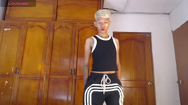 Tessachains 2  online show from March 2, 2:13 pm