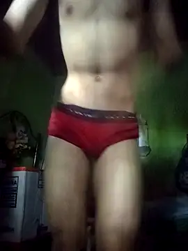 Luiguitw18 online show from November 25, 2:30 pm