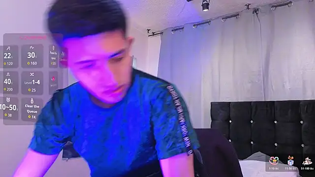 Un Sluttyy online show from January 6, 12:20 pm