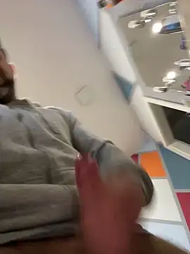 Kriss8411 online show from February 24, 10:16 am