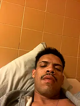 Zactubg online show from November 8, 6:55 pm