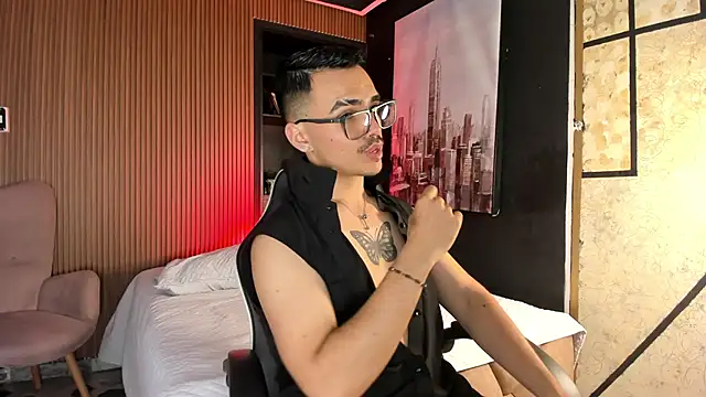 NicoKingg  online show from November 12, 1:44 am