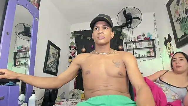 JUANBIGCOCK21CM online show from December 23, 3:15 am