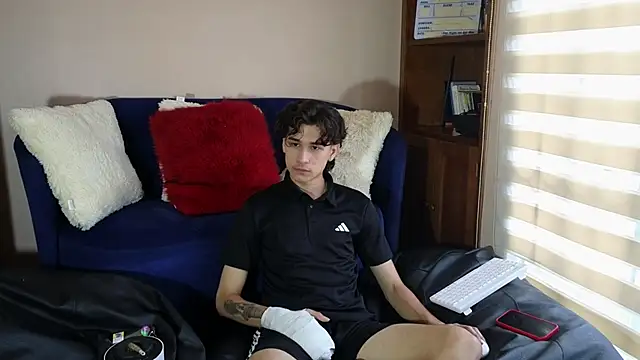 Derekswan online show from January 14, 9:29 pm