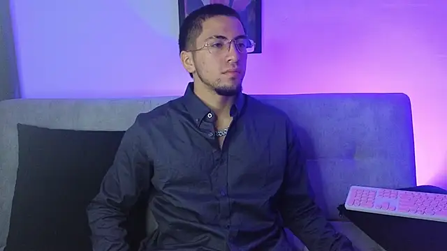 AresMassimoX online show from March 17, 3:47 pm