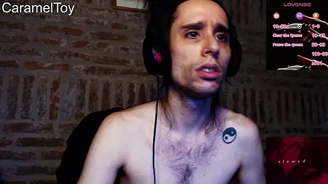 CaramelToy online show from February 12, 8:37 pm