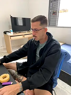 Lucasjandre online show from November 28, 10:28 am