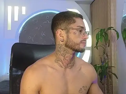 Alanrodgers online show from February 11, 1:16 pm