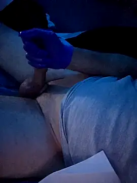 Dabz  online show from April 18, 11:11 am