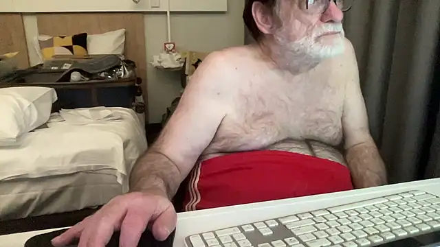 coach-karl online show from February 1, 8:18 pm