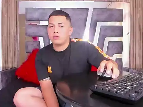 AlejandroRicoo online show from November 13, 3:49 pm