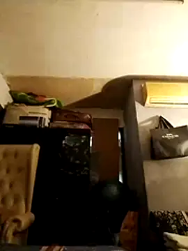 boboiFly online show from November 12, 9:04 am