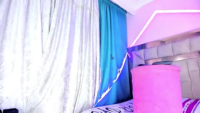 Sexybigjefffx online show from December 17, 2:52 am