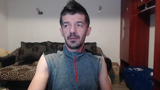 Snapshot of Dale_E chatting on December 16, 5:27 am Dale E online show from December 16, 5:27 am