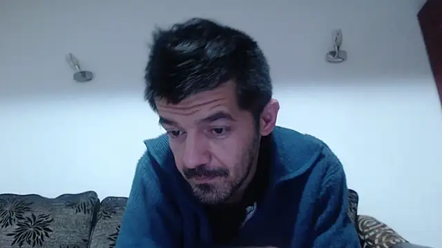 Snapshot of Dale_E chatting on January 2, 2:22 am Dale E online show from January 2, 2:22 am