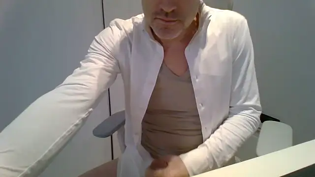 Brandonn1989amateur online show from February 19, 9:17 am