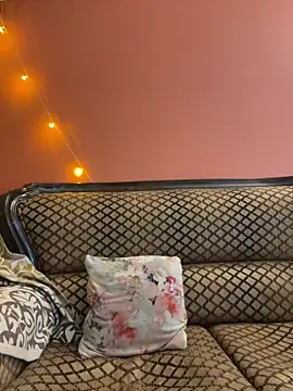 Parth lovesu online show from November 23, 9:42 am