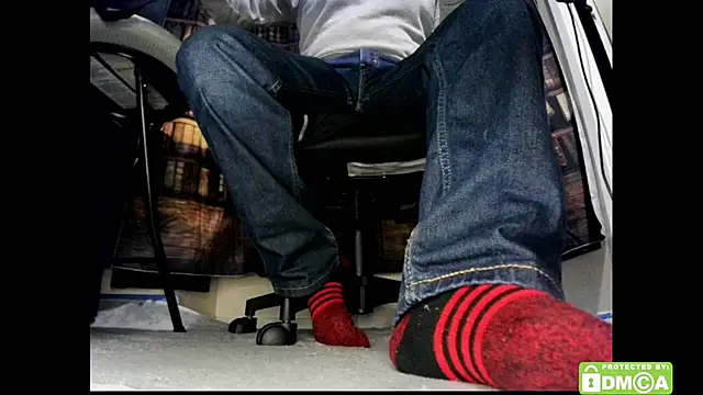 justshutupandwatch online show from February 9, 4:06 am