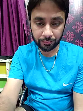 Cute Lucky online show from January 6, 6:56 pm