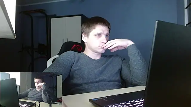 Poliglotjoe1 online show from February 9, 11:42 pm