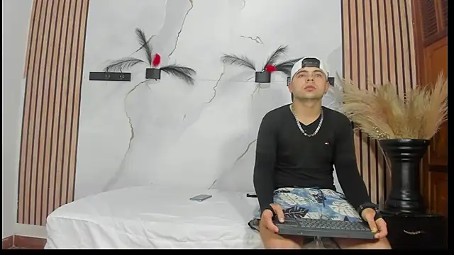 SabrinaAndEddy online show from January 14, 9:07 pm