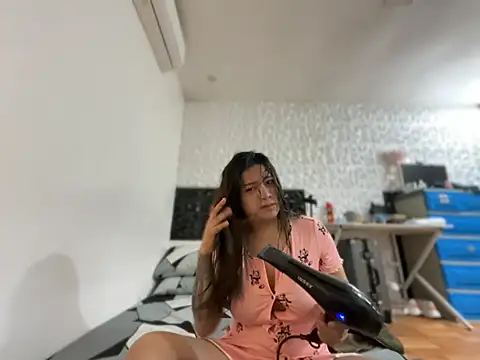 angelinasohoty online show from July 23, 12:57 pm