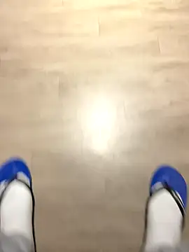 Lothentik online show from December 1, 5:27 pm