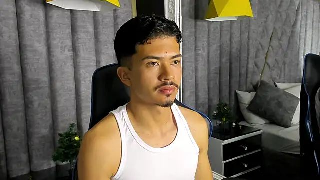 NicolaiKarav online show from December 18, 12:45 pm