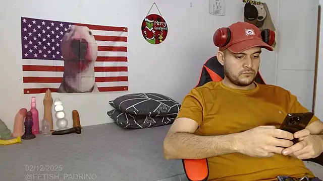 holegape online show from December 3, 2:17 am