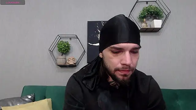 KaneHunter online show from March 2, 6:37 pm