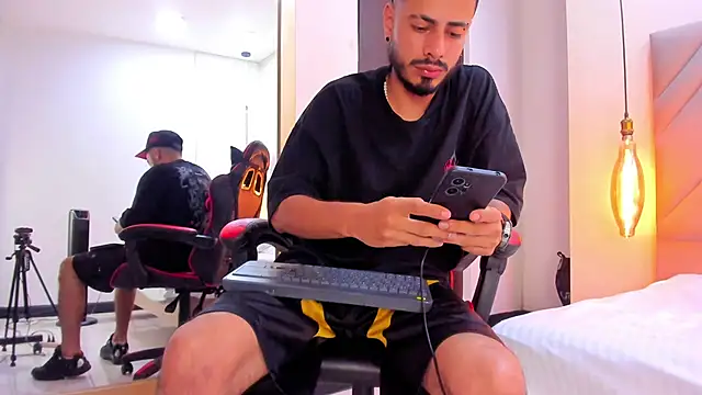 MatthewCullen online show from March 8, 5:00 am