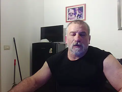 Mauro7788 online show from April 25, 10:18 pm