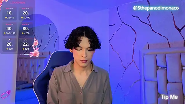 SthepanodiMonaco online show from April 28, 3:44 am