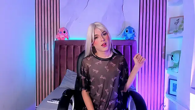 SthepanodiMonaco online show from April 1, 3:41 am