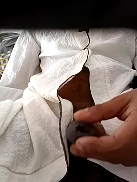Blackeduncut online show from April 23, 2:38 am