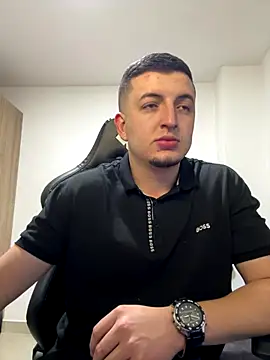 Liam jones10 online show from December 14, 4:52 am