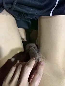 anh-soi123 online show from March 30, 3:46 pm