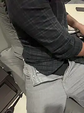 BlahNextDoor online show from December 18, 6:59 pm