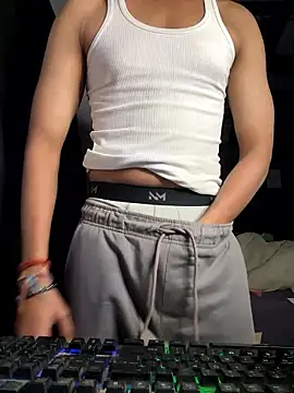 fitboy xxx online show from January 8, 12:05 am